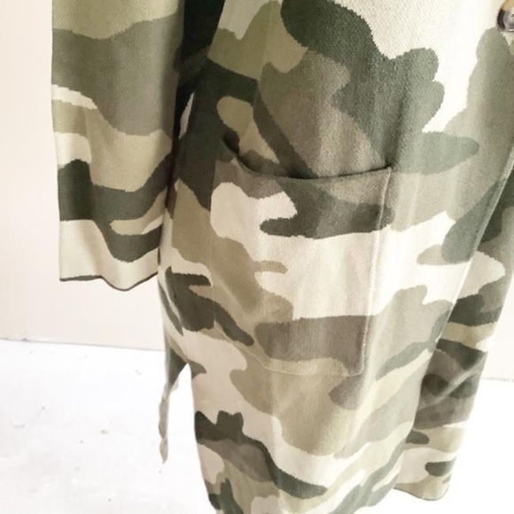 Anthropologie
Green S Maeve Camo Kieran Sweater Coat Cardigan - Picture 9 of 11